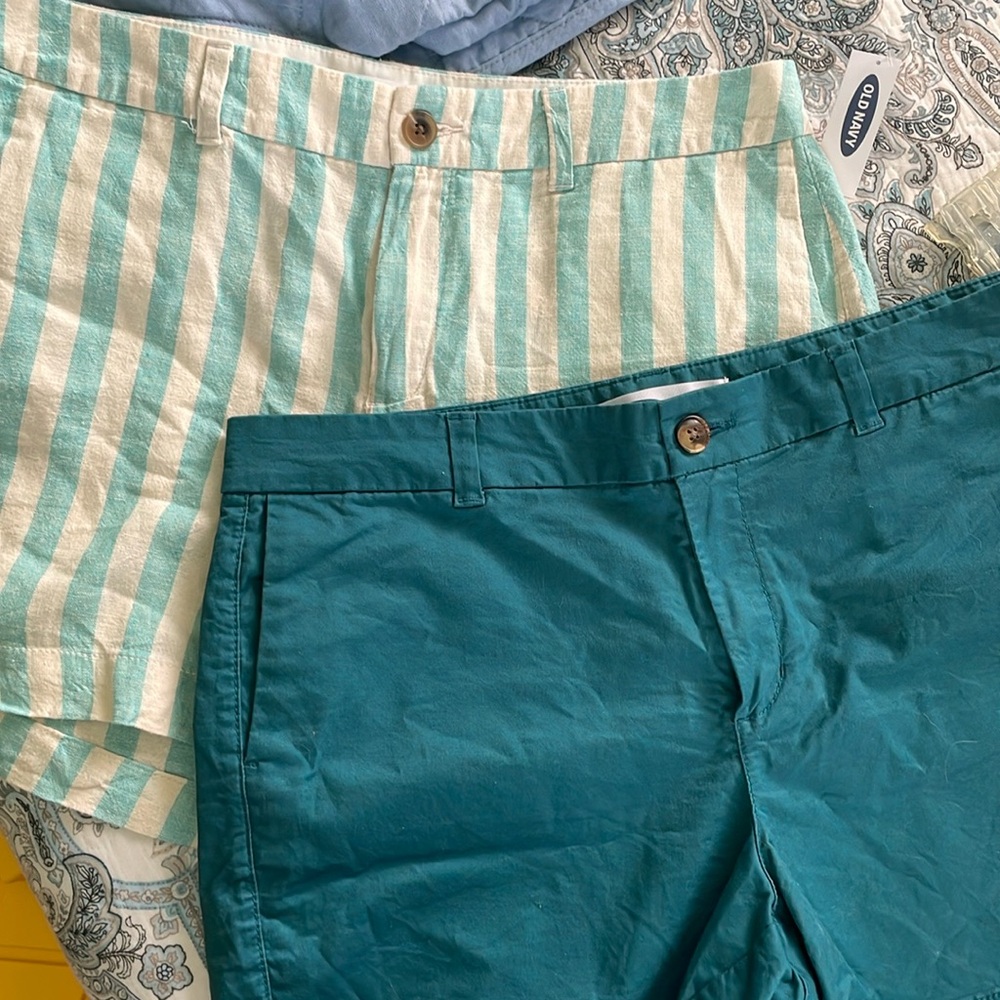 Old Navy everyday shorts - lot of two